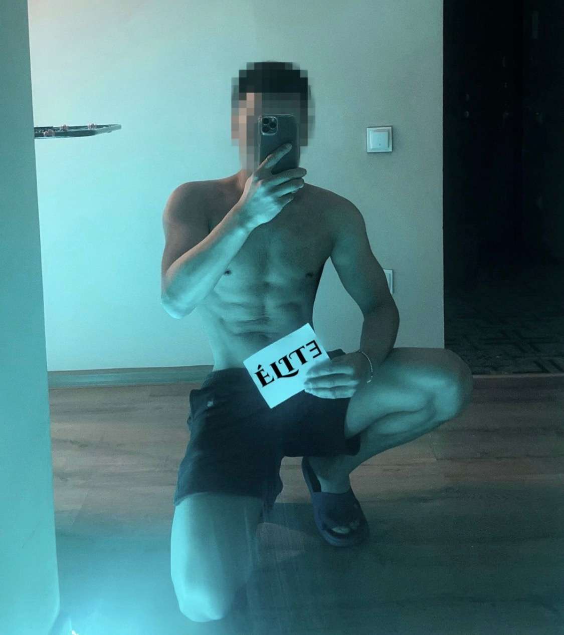 É L I T Ǝ, 21 лет — Жиголо в Бишкек на relax312.vip